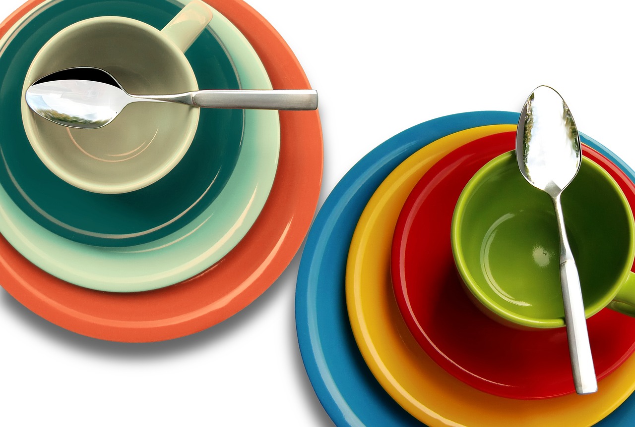 plate, cup, multicoloured-526603.jpg